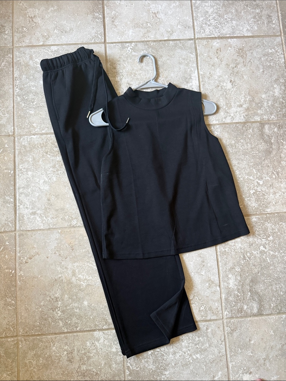 Black Sleeveless Mock Neck Top & Jogger Set - NEW, NEVER WORN, NO TAGS
